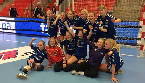 Jenter 2002 vant Champions League Cup i Larvik