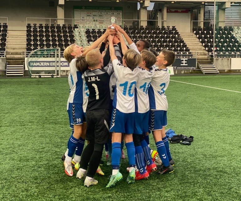 g08_talentcup21_pokal