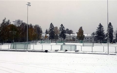 Fotballbanen er stengt i dag