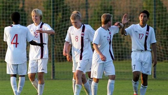 Mathias og Norge U15 vant over Serbia